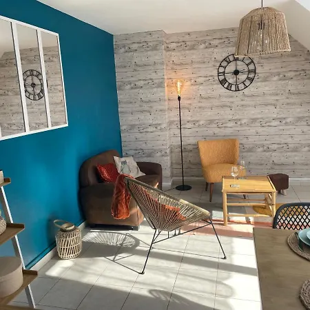 Joli Bord De Mer Apartment